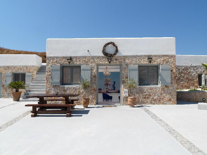 Desiterra Resort Suites & Villas Karterados (Santorini) Exterior foto